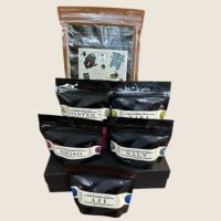 <h2>お世話になったあの人に美味しい海苔を贈りませんか？</h2><br>大人気の味付け海苔と青混焼き海苔のセットができました！<br>